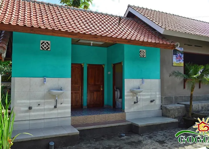 Gogo Backpackers House Ubud