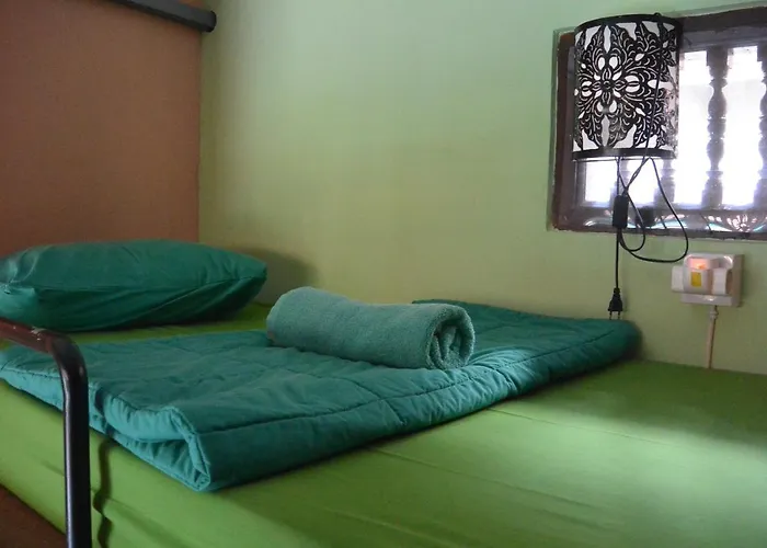 Gogo Backpackers House Ubud